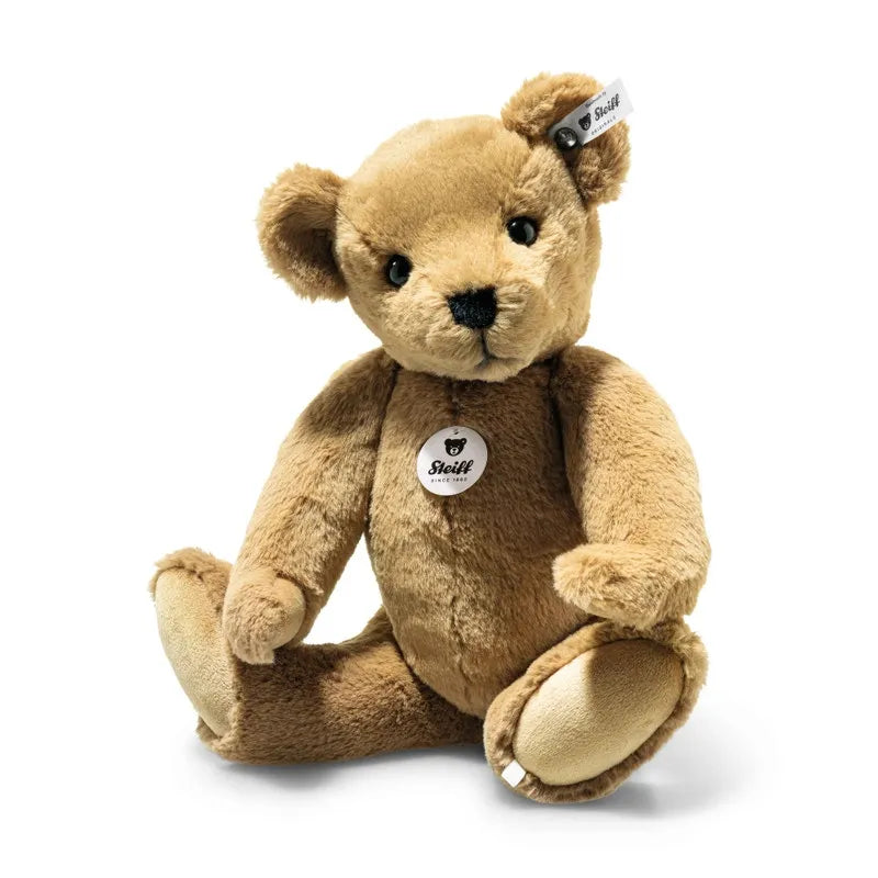 Teddy Lio