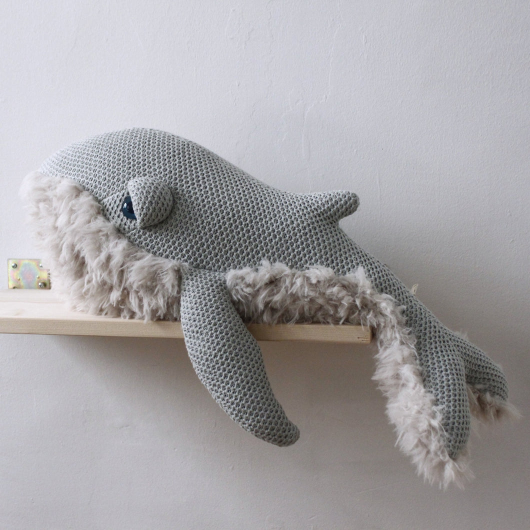 Small GrandMa Whale Bigstuffed