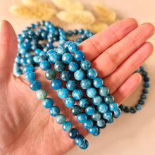Armband aus blauer Apatit-Edelsteinkugel, 8 mm