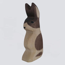 Hase kopf hoch von Holzwald