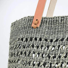 Shoulderbag M open Weave, light grey